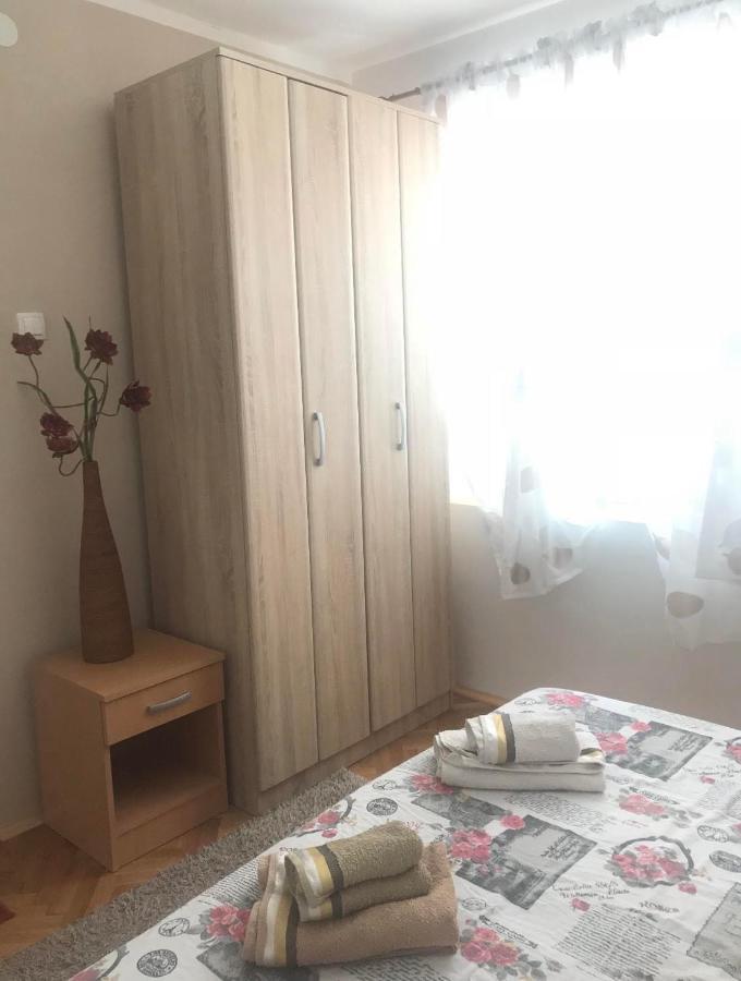 Cozy Little House Kotor Apartment ภายนอก รูปภาพ