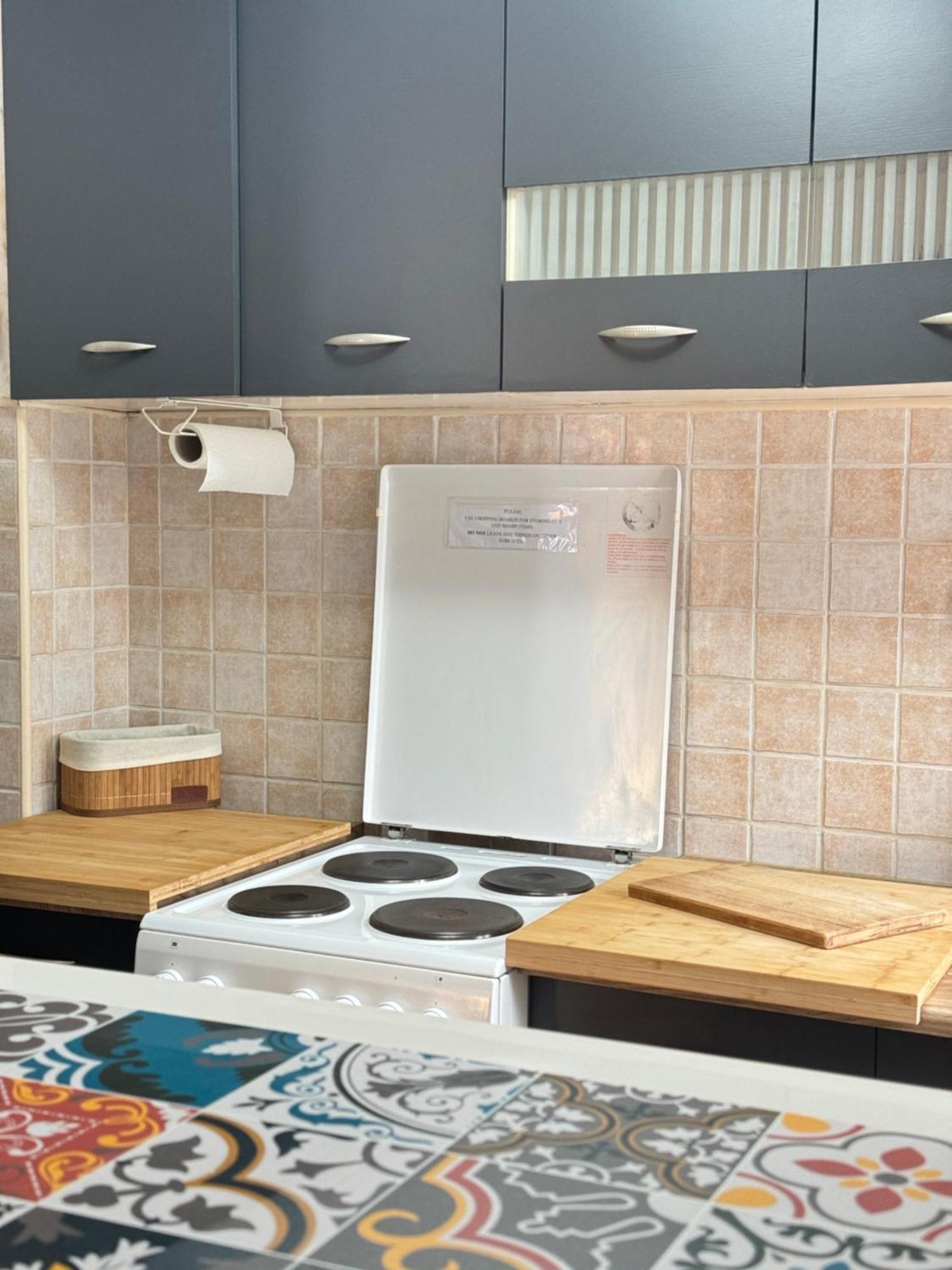 Cozy Little House Kotor Apartment ภายนอก รูปภาพ